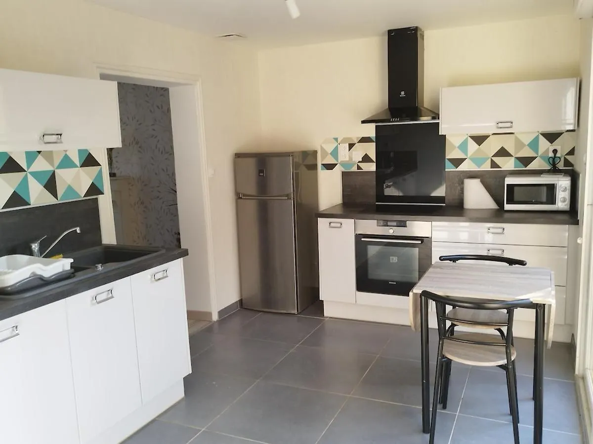 Petite Maison A Deux Pas Du Centre Le Faou 0*,  Frankrig