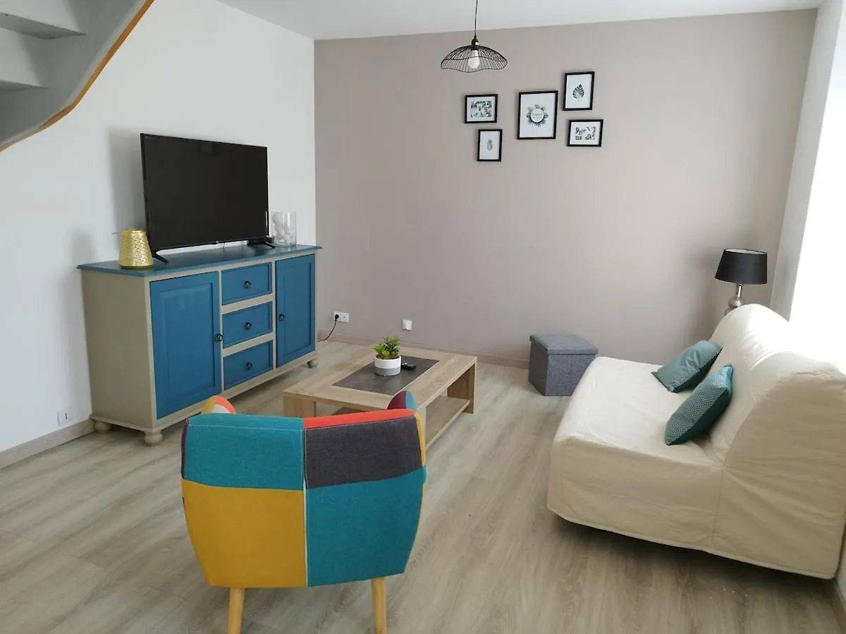 Petite Maison A Deux Pas Du Centre Le Faou 0*,  Frankrig